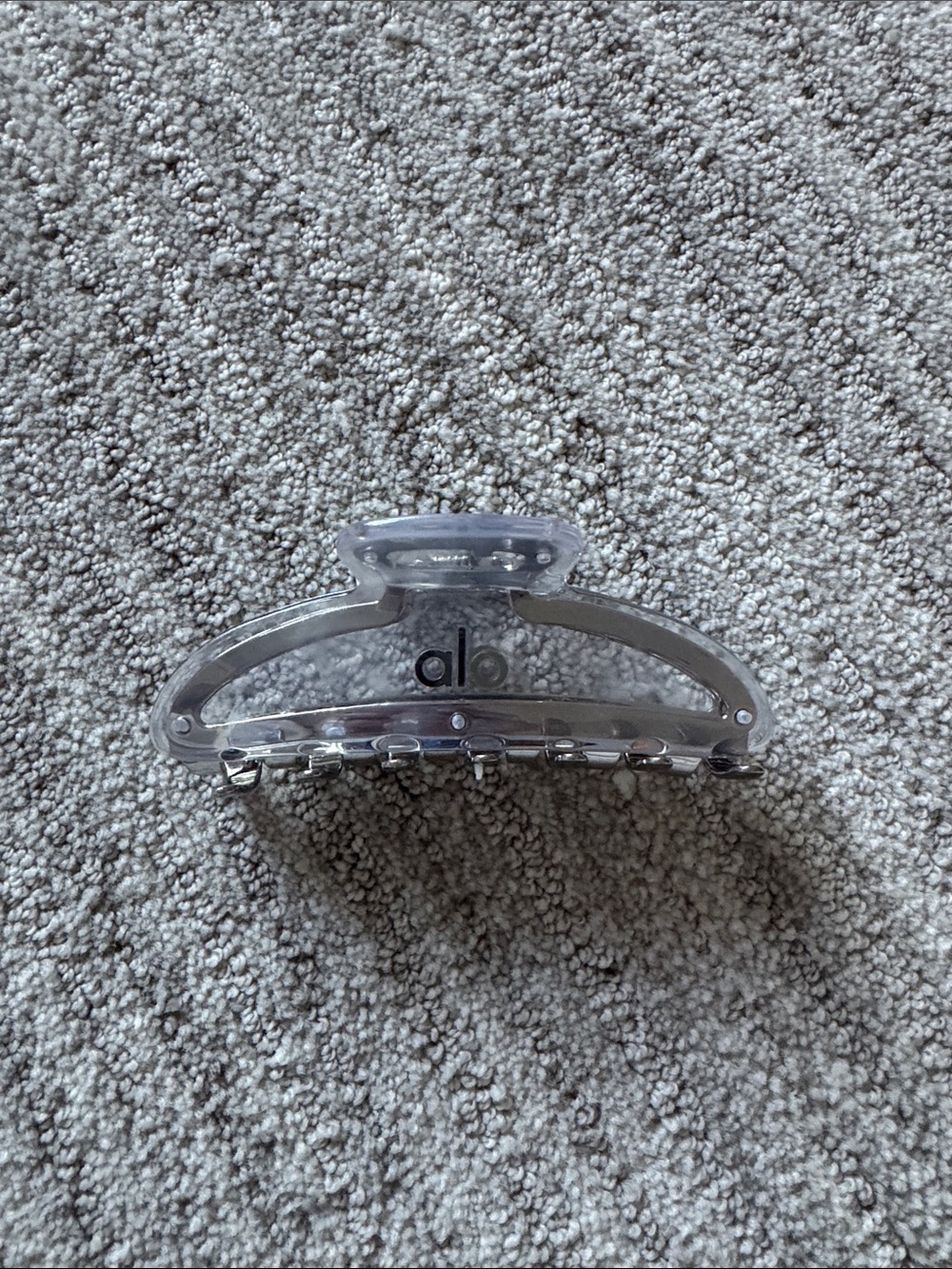 ALO Yoga Clear Acrylic Hair Claw Clip
